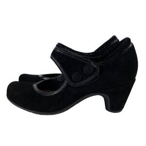 Earthies Lucca Womens Size 8B Black Suede Mary Jane Pumps Heels